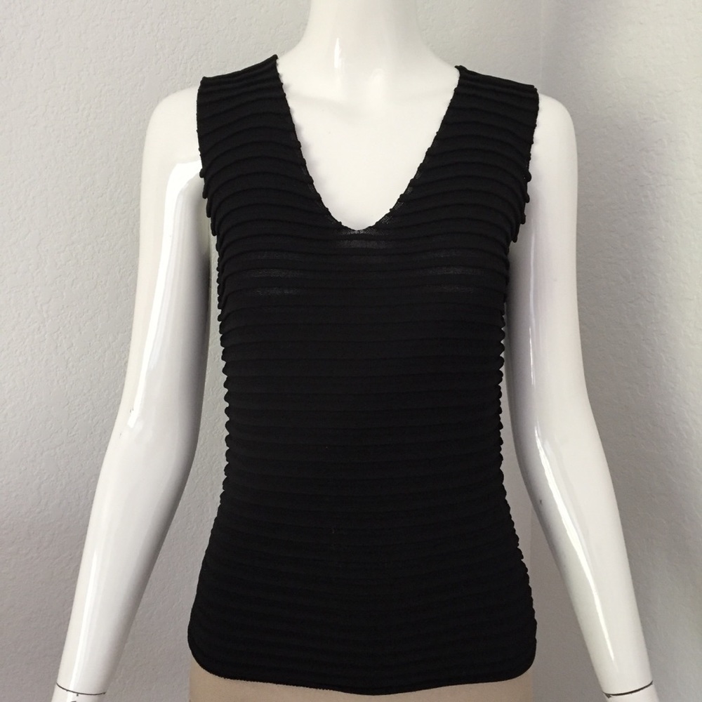 Amani collection black pleated v neck sweater - Picture 2 of 9